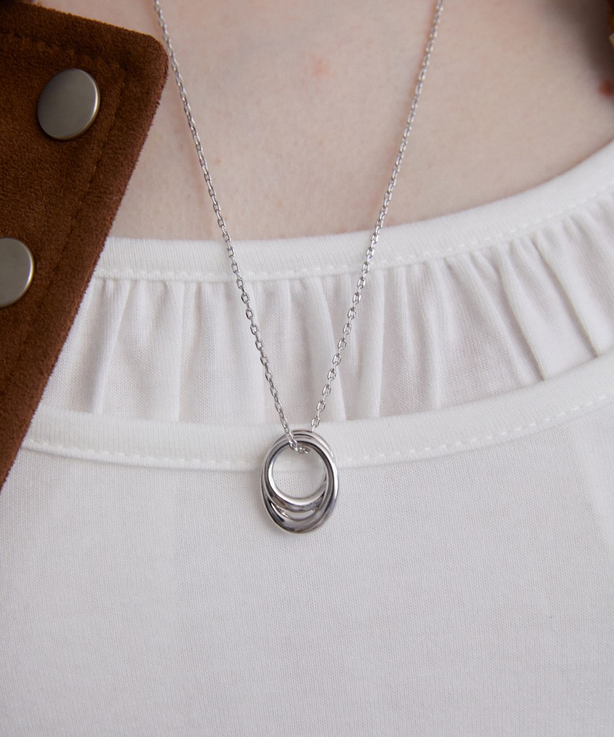 바이이에르(BYHYERES) Tangle necklace (White) BH7N4A729WB600
