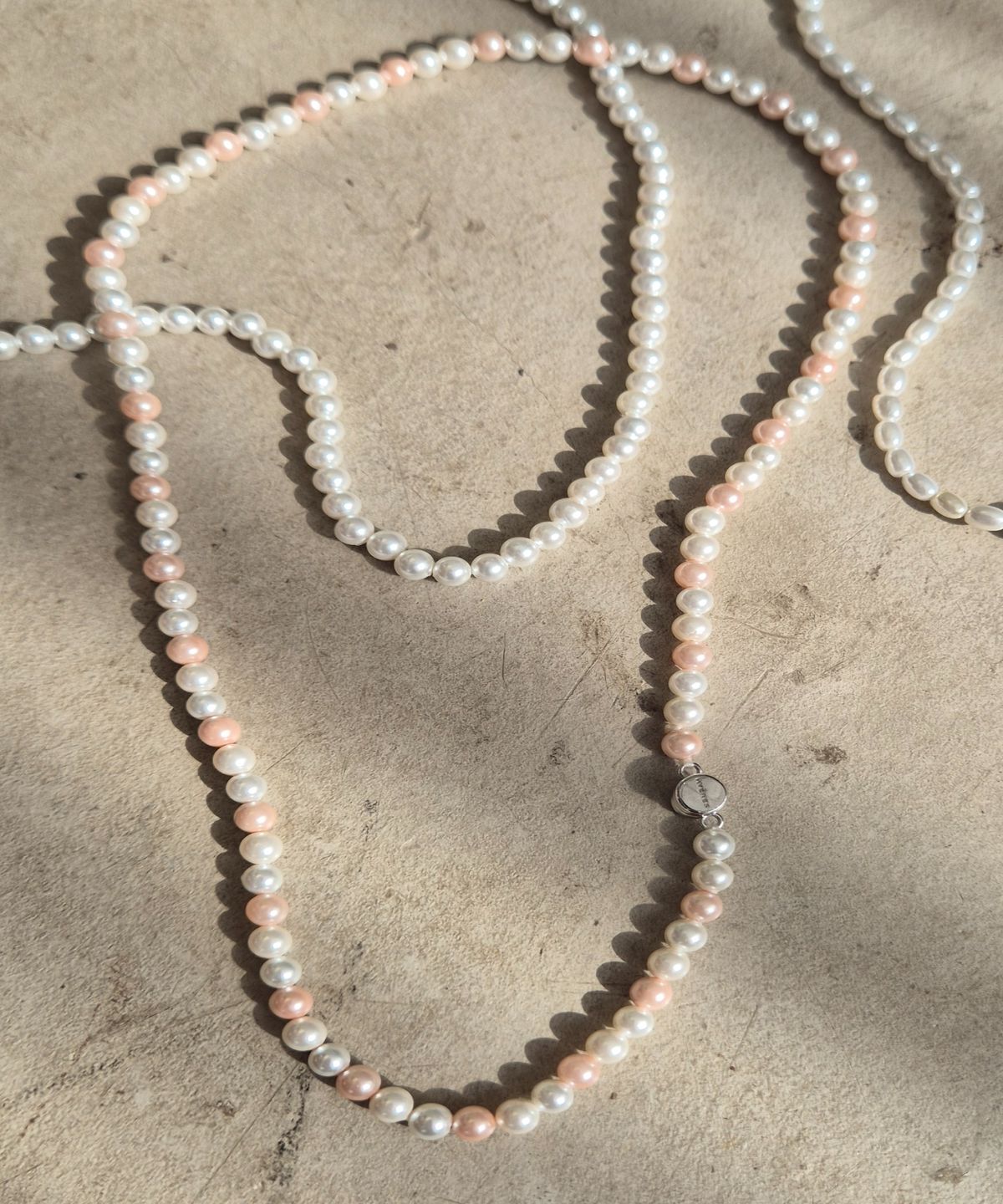 바이이에르(BYHYERES) Macaroon blossom pearl necklace 4mm (White) BH7N4A725WB400