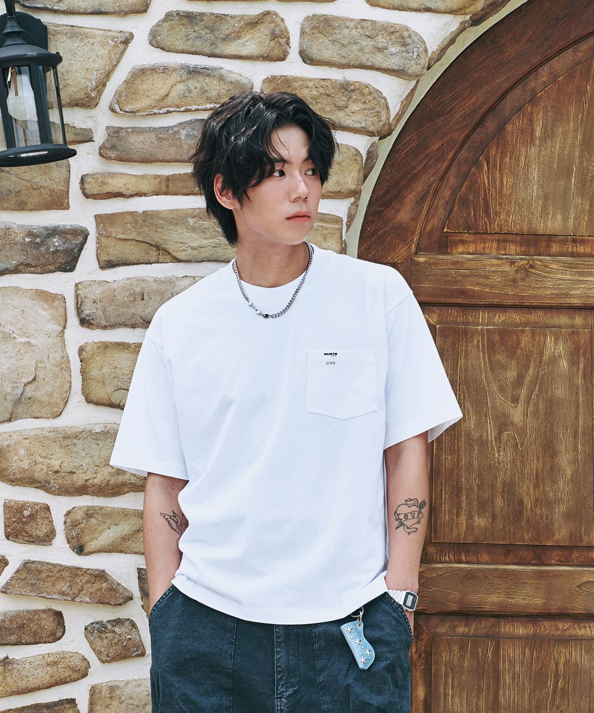 미드업데이트(MIDUPDATE) Vertical Ribbed Pocket SS Tee Tee white