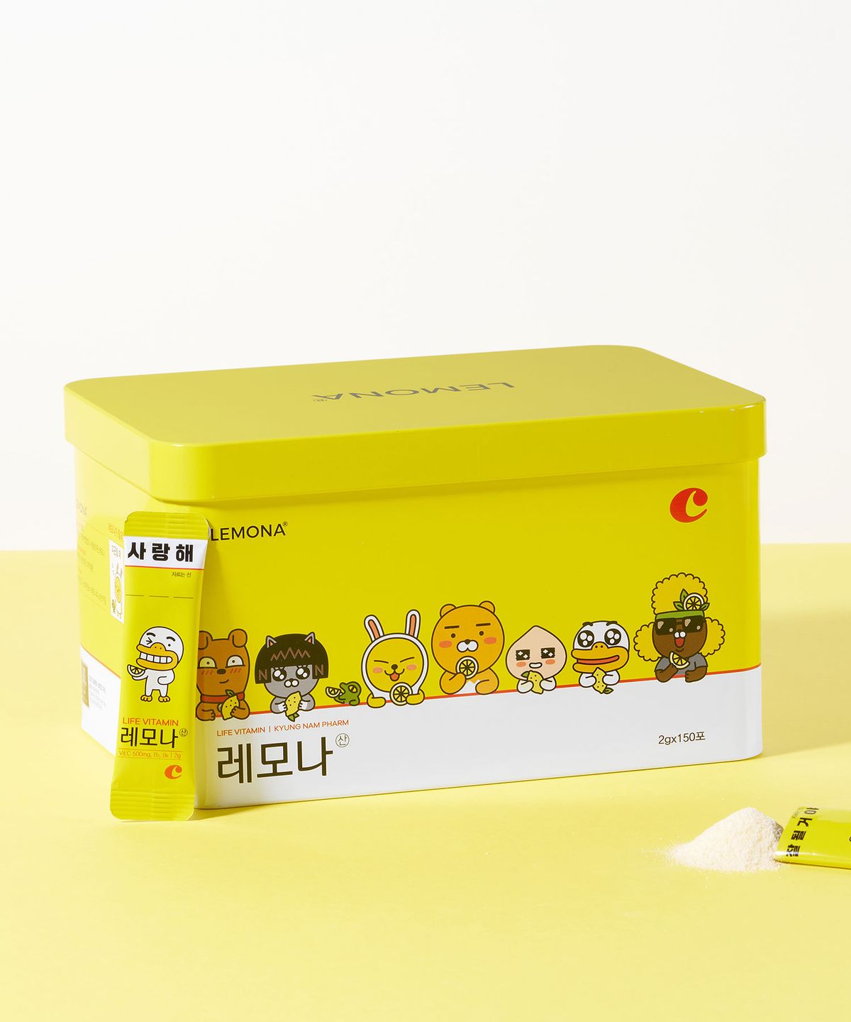 경남제약(KYUNGNAM PHARM) 레모나산 비타민C 150포 x 1박스 - 카카오 프렌즈