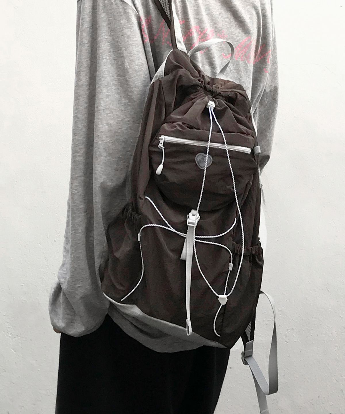 페넥(FENNEC) AIRY POCKET BACKPACK - BROWN