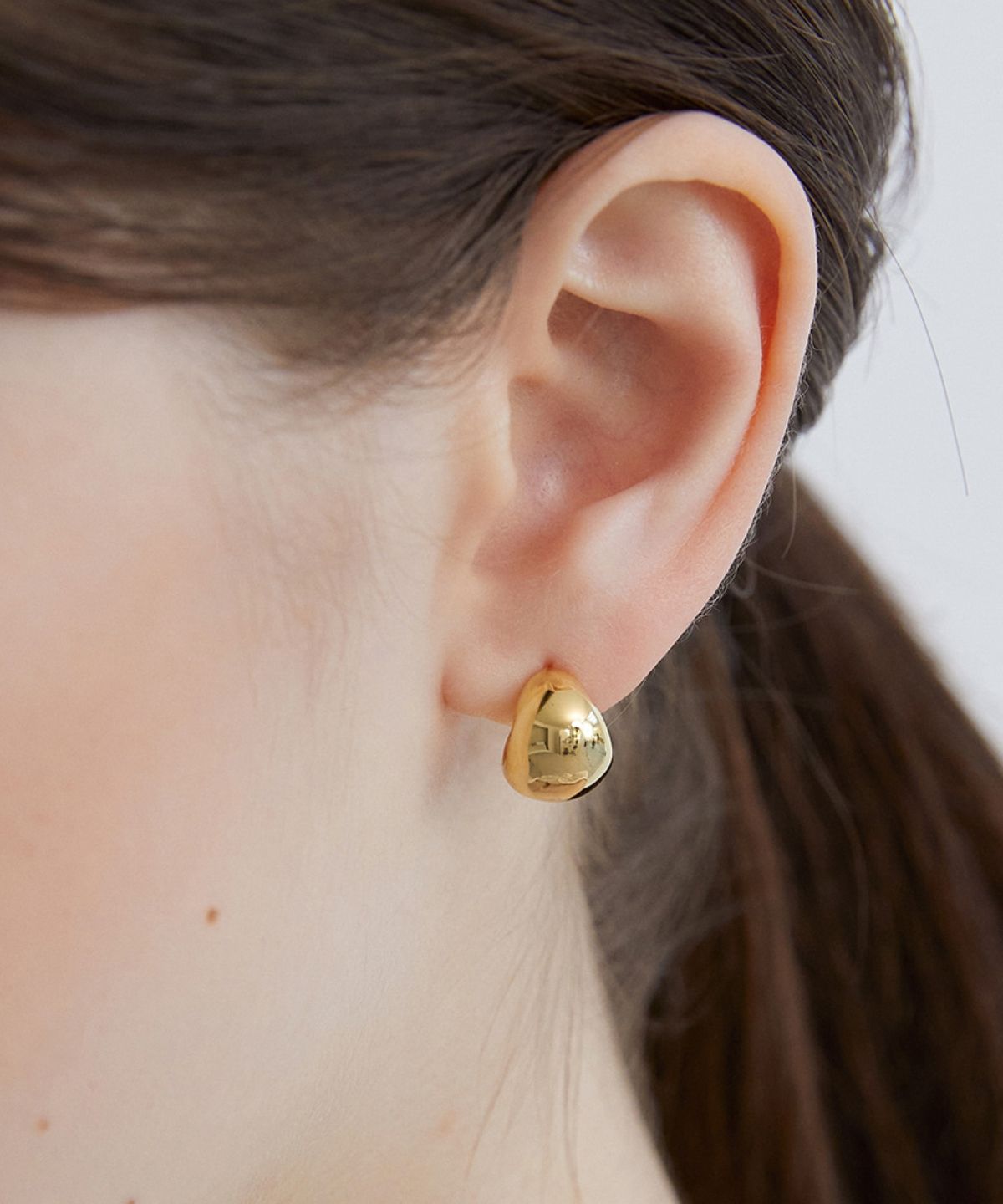 바이이에르(BYHYERES) Luna full wide earrings (Yellow) BH2E33208YBXXX