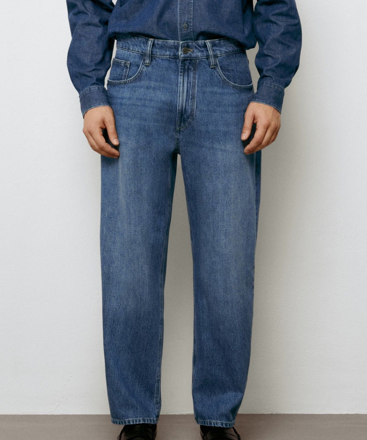 마시모두띠(MASSIMO DUTTI) 배럴 핏 진