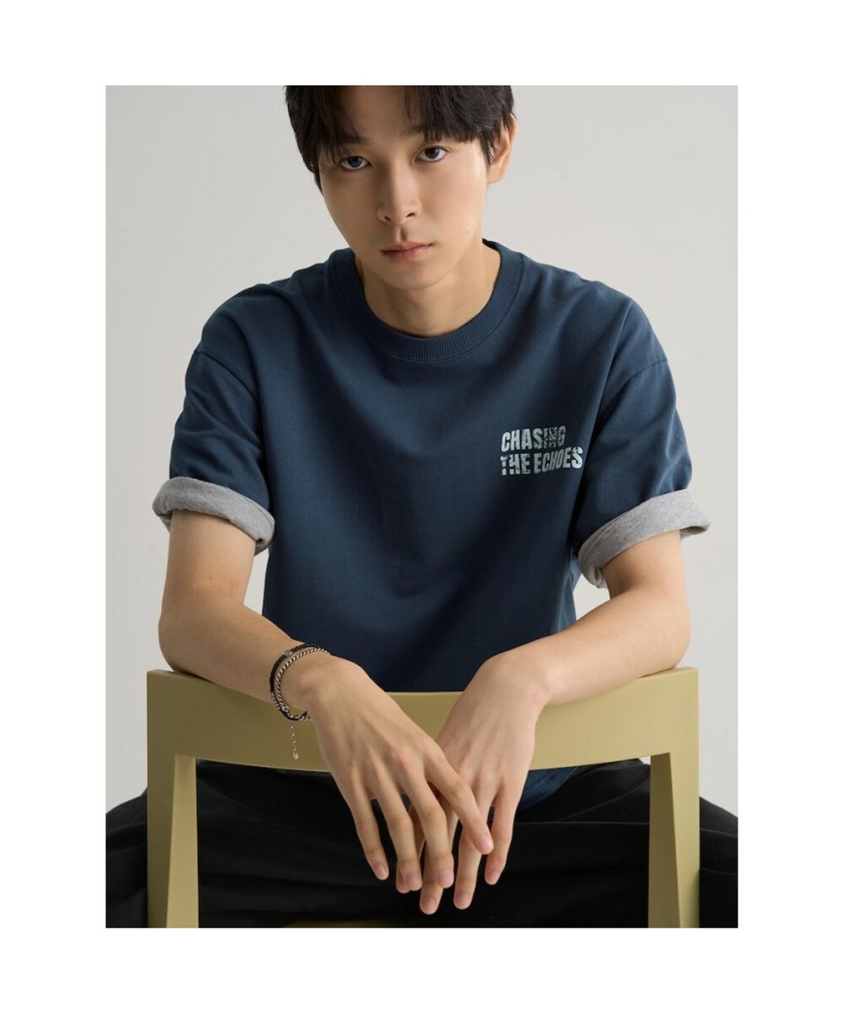 에잇세컨즈(8SECONDS) 빈티지 다잉 반소매 스웻셔츠  네이비
