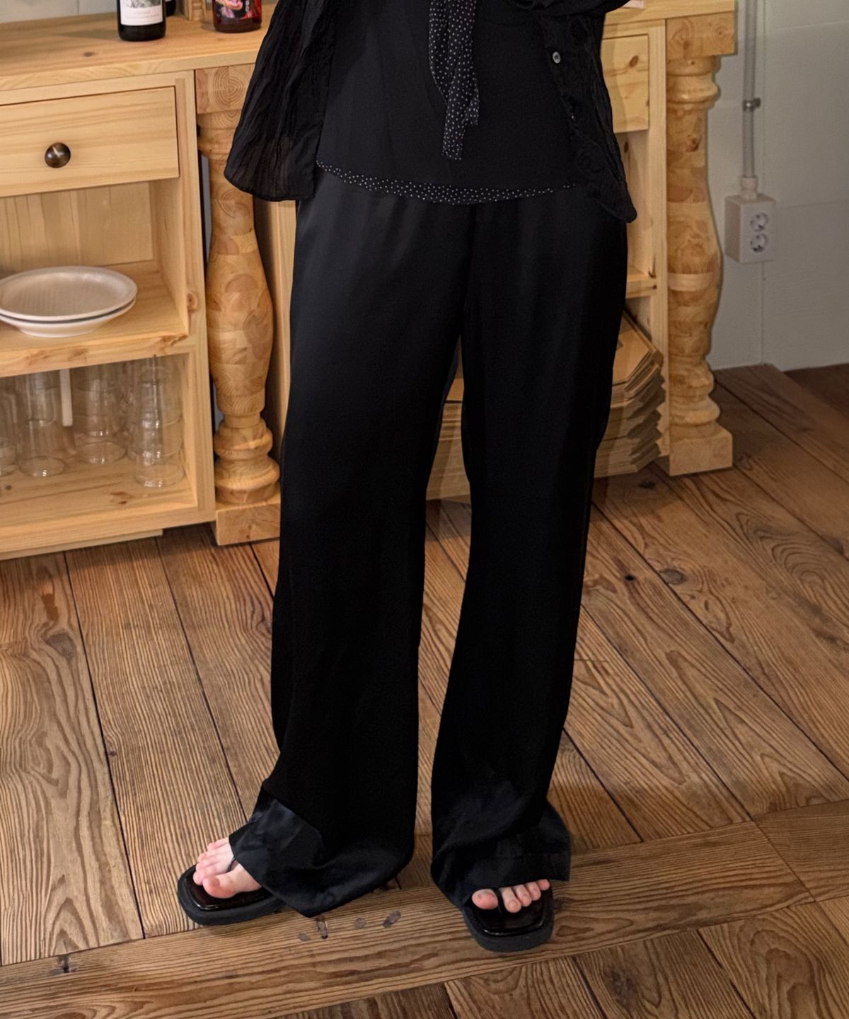 호와스(HOWUS) SILK EASY PANTS (SILK BLACK)