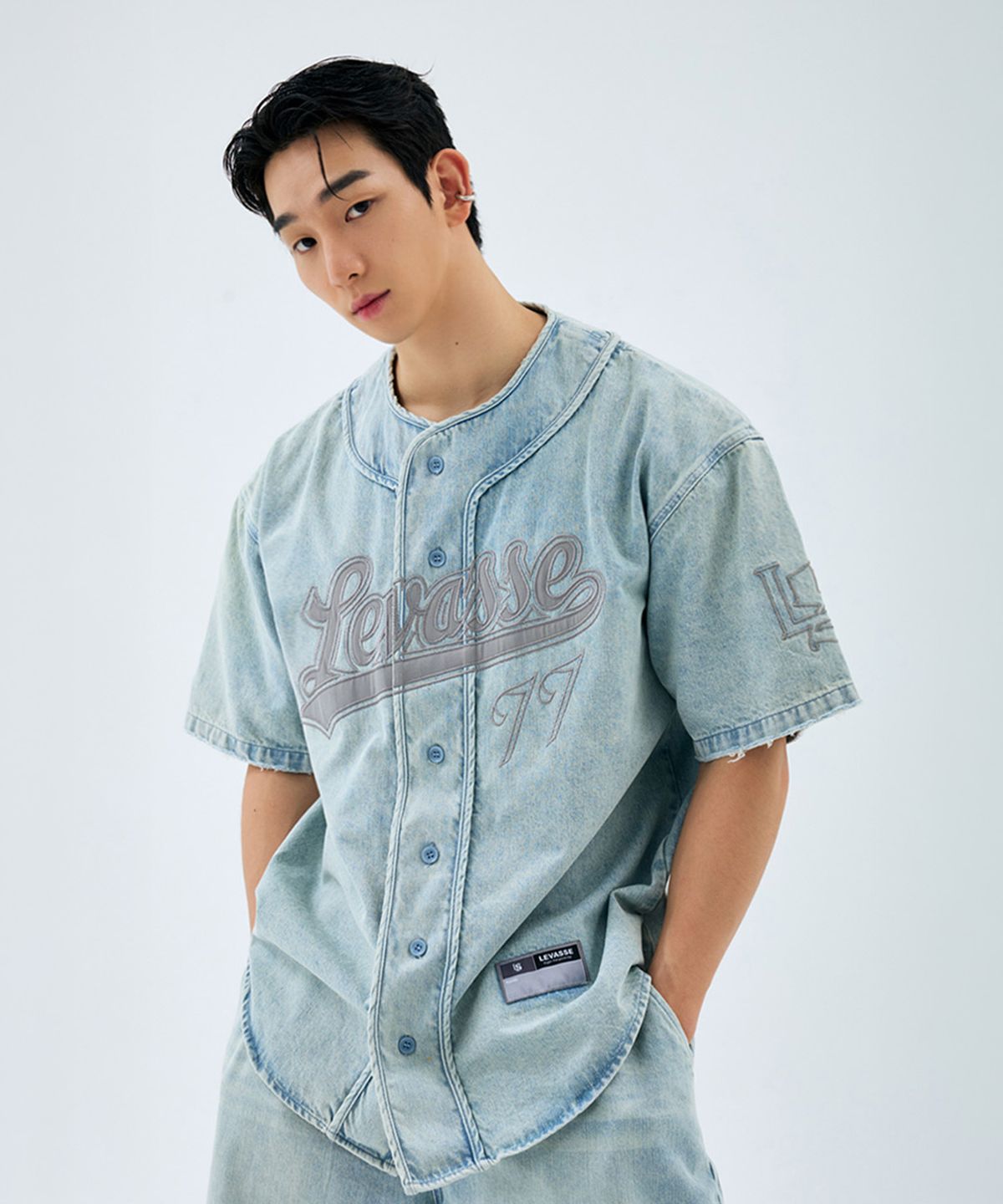 르바세(LEVASSE) Washed Denim Baseball Over-fit Jersey_Light Blue