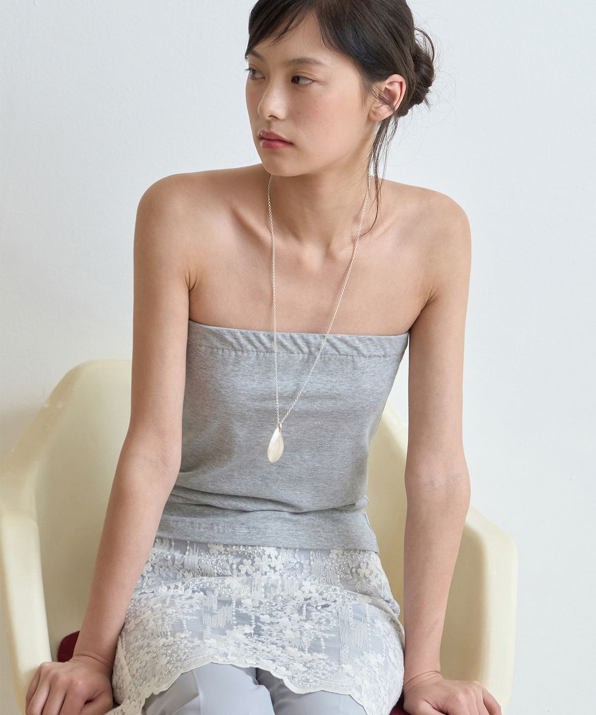 이보크에라(EVOKEERA) Essential Long Non-Slip Tube Top(Melange Gray)
