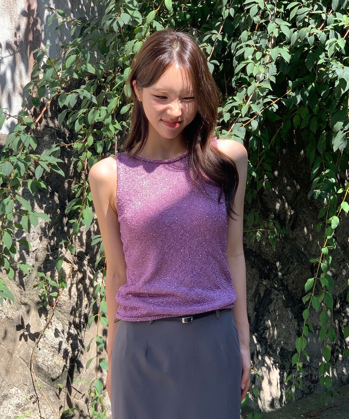 이보크에라(EVOKEERA) Sequin Boatneck Slim Sleeveless Knit(Purple)