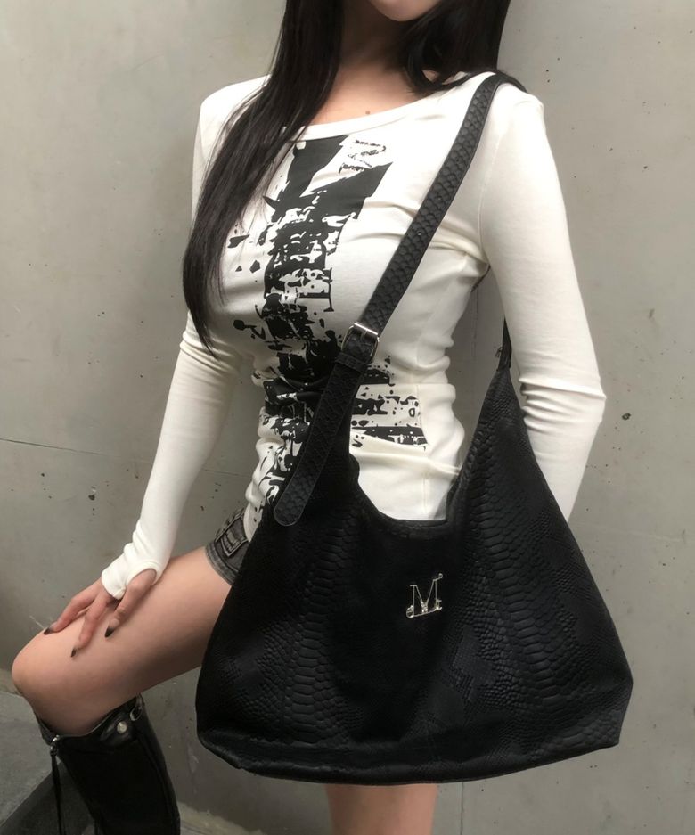 에르바 뱀피 패턴 숄더백 남녀공용