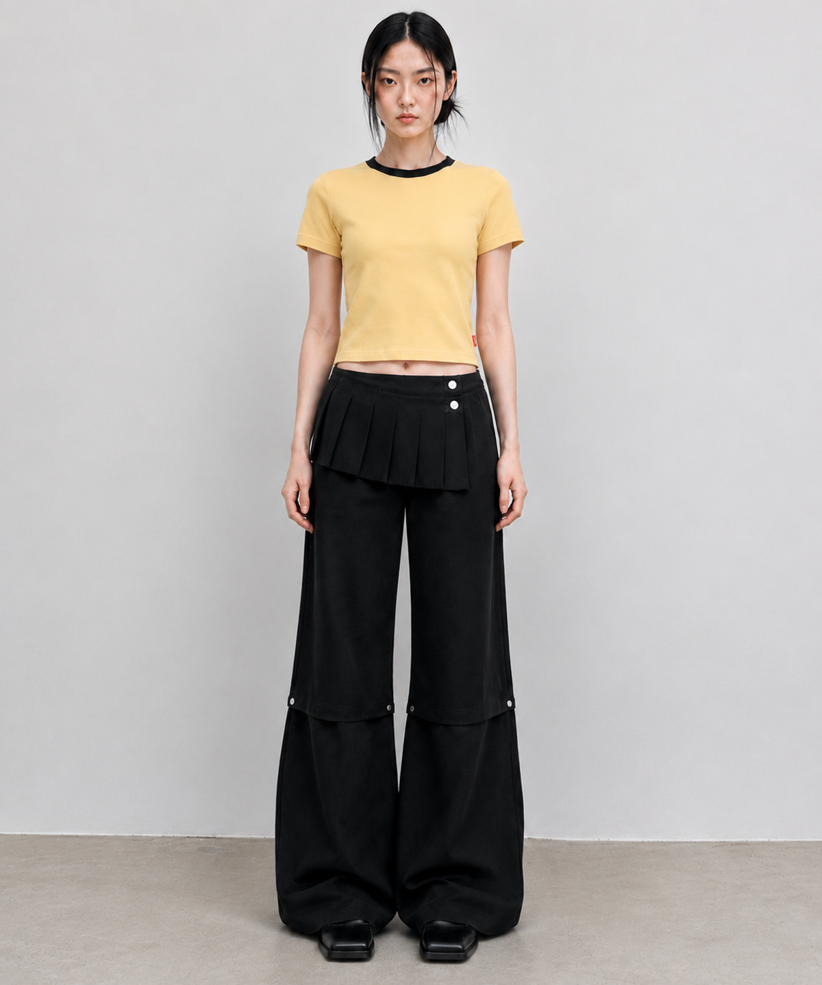 에이던엠(ADERNM) CONTRAST NECK CROP T-SHIRTS (YELLOW)