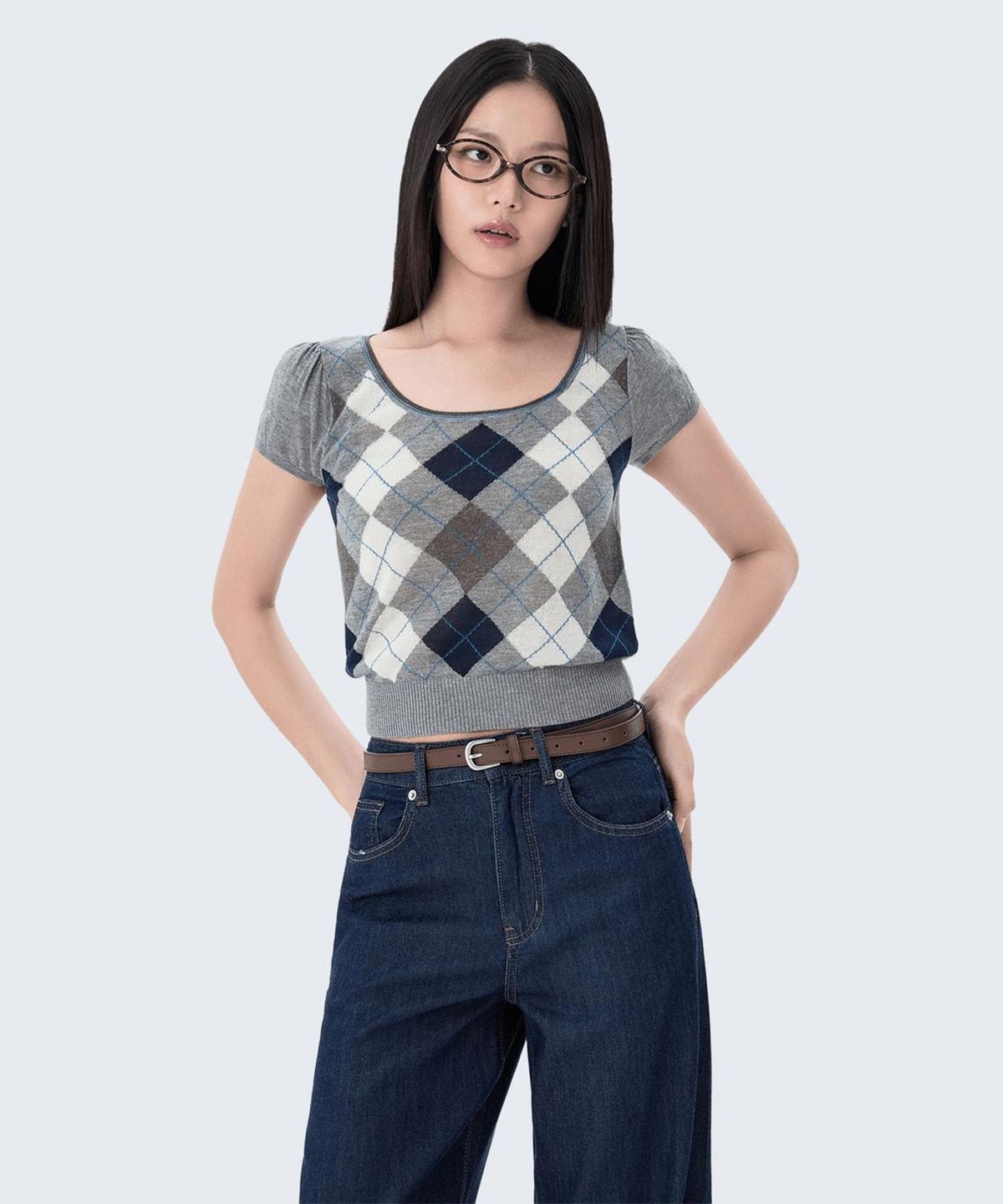 미쏘(MIXXO) 스쿱넥 아가일 반팔 니트_MIWKAG716T