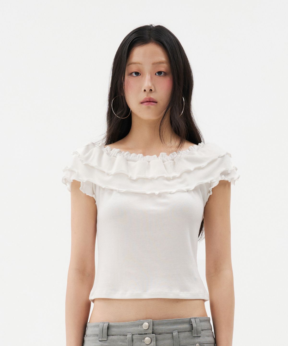 루펀(LOOFUN) Floral Tencel Ruffle Tee / 플로랄 텐셀 러플 티 [Cream]