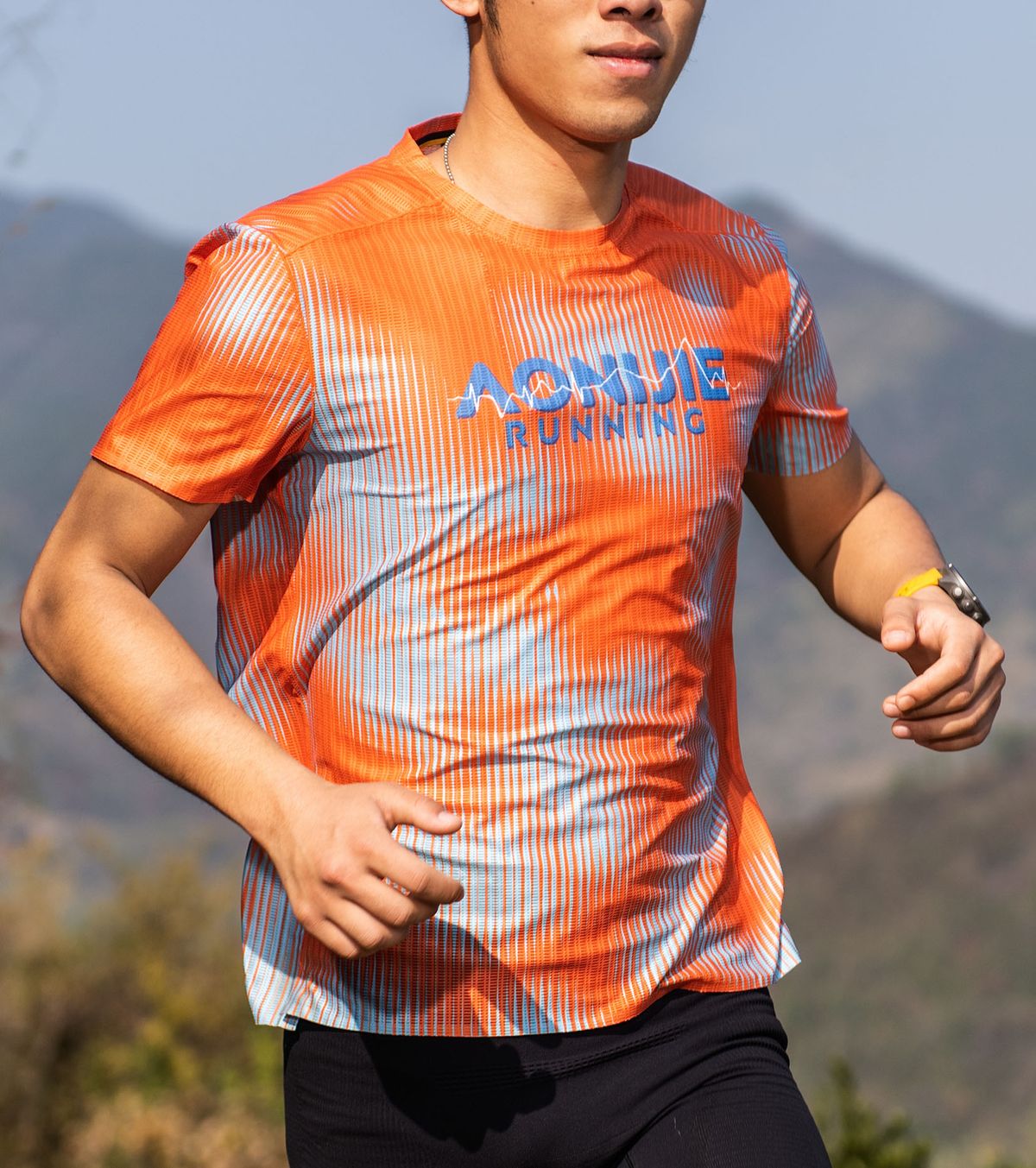 오니지(AONIJIE) 퀵드라이 러닝 반팔 티셔츠 MT62 (Orange Tie-Dye)