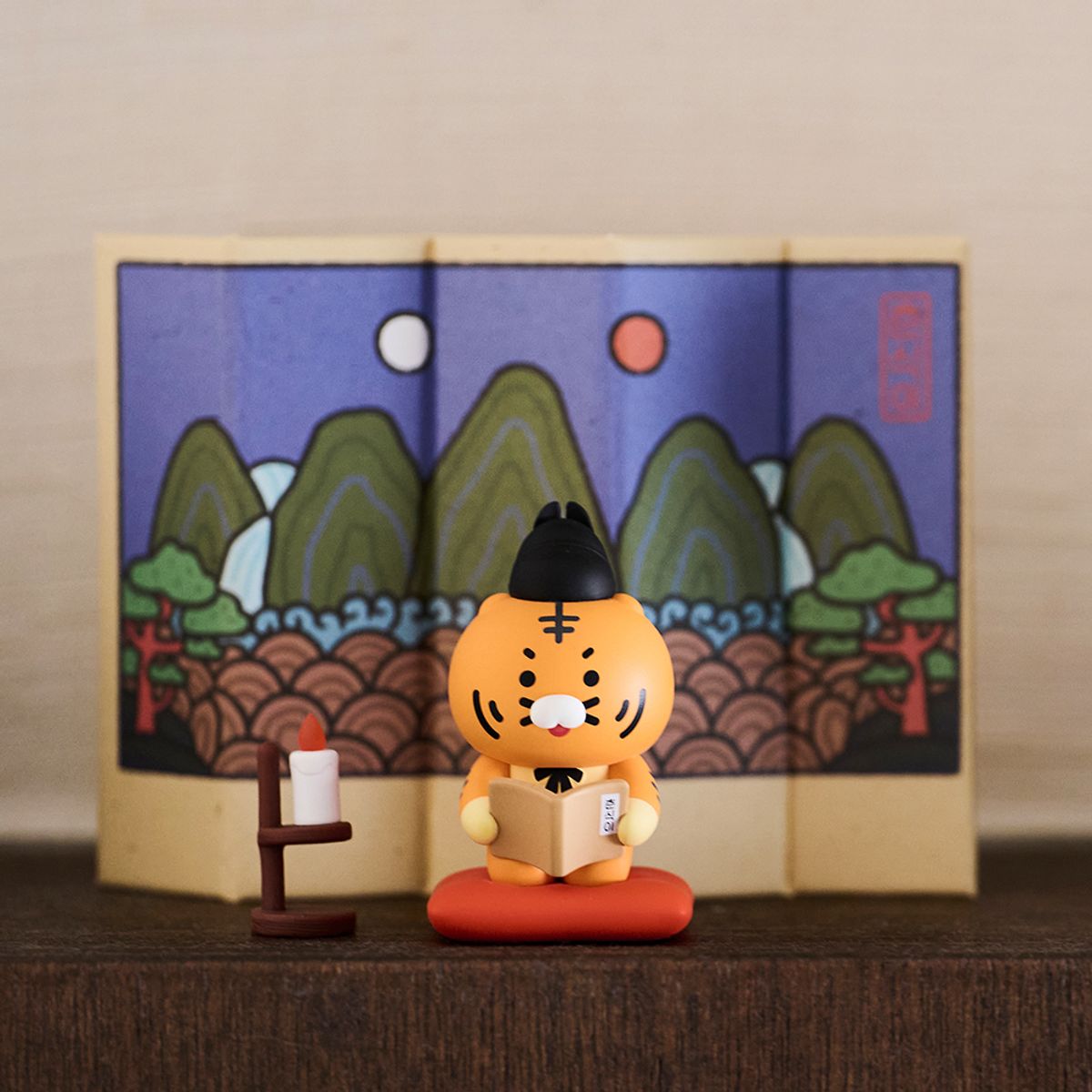 카카오프렌즈(KAKAO FRIENDS) 옛날옛춘 임금 호랑춘 씬 피규어_춘식이