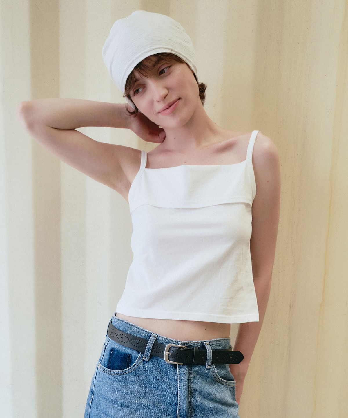 로에일(LOEIL) Soft square drape sleeveless top_Ivory