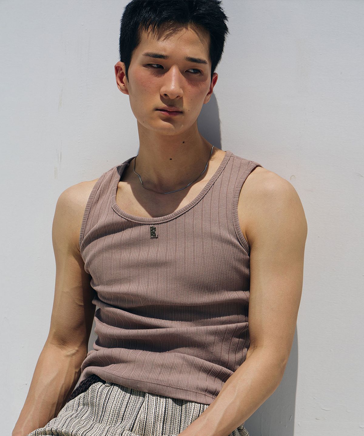 로랑서울(LAURANTSEOUL) High ribbed logo sleeveless(Beige)