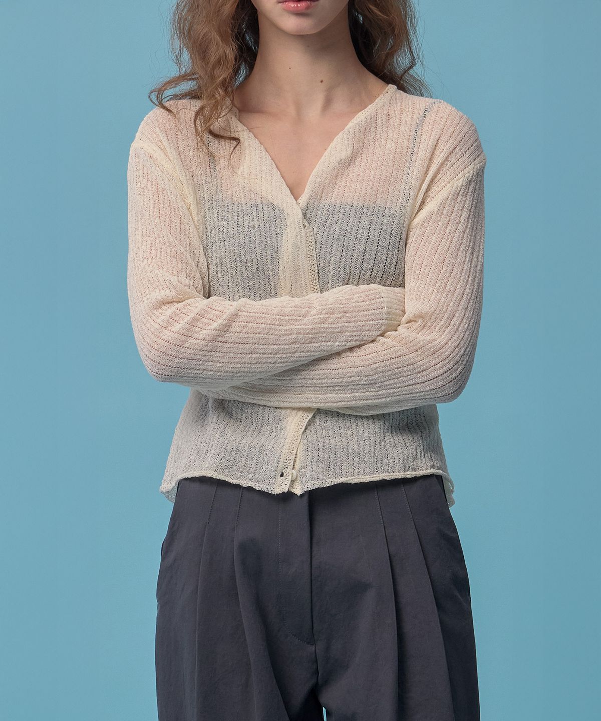 더밀루이(THEMILUI) Thin croche cardigan (Linen Beige)