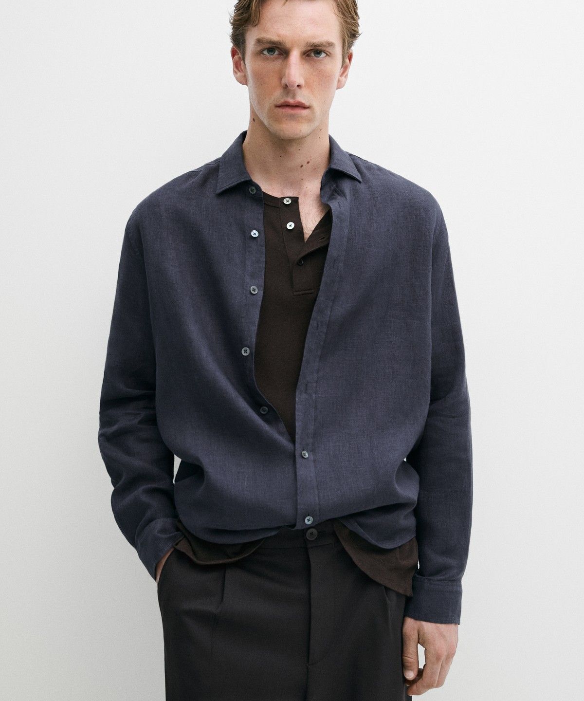 마시모두띠(MASSIMO DUTTI) 100% 린넨 레귤러 핏 셔츠