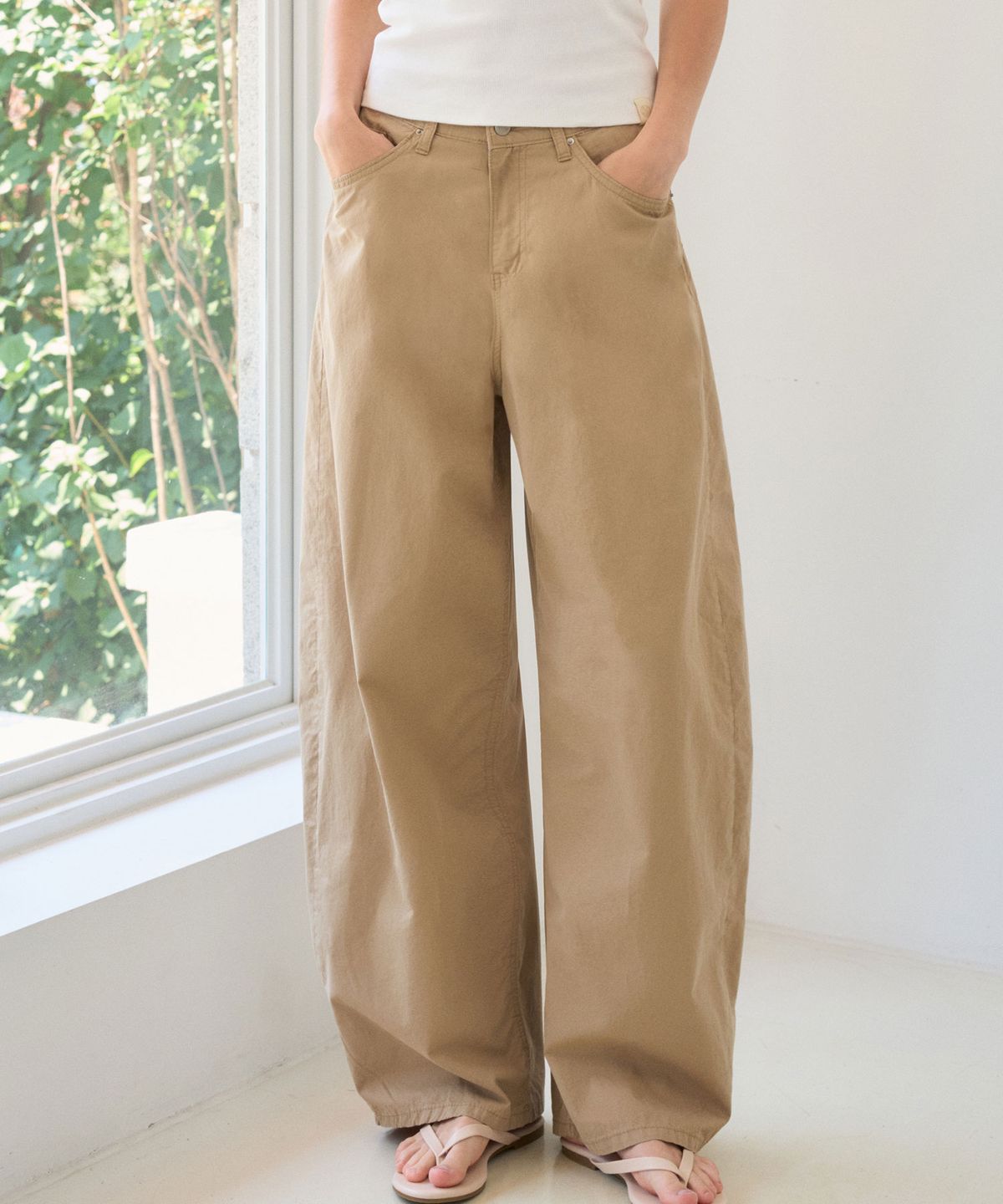 헤인트(HAINT) VELLON CRINKLE BALLOON PANTS 3COL_BEIGE