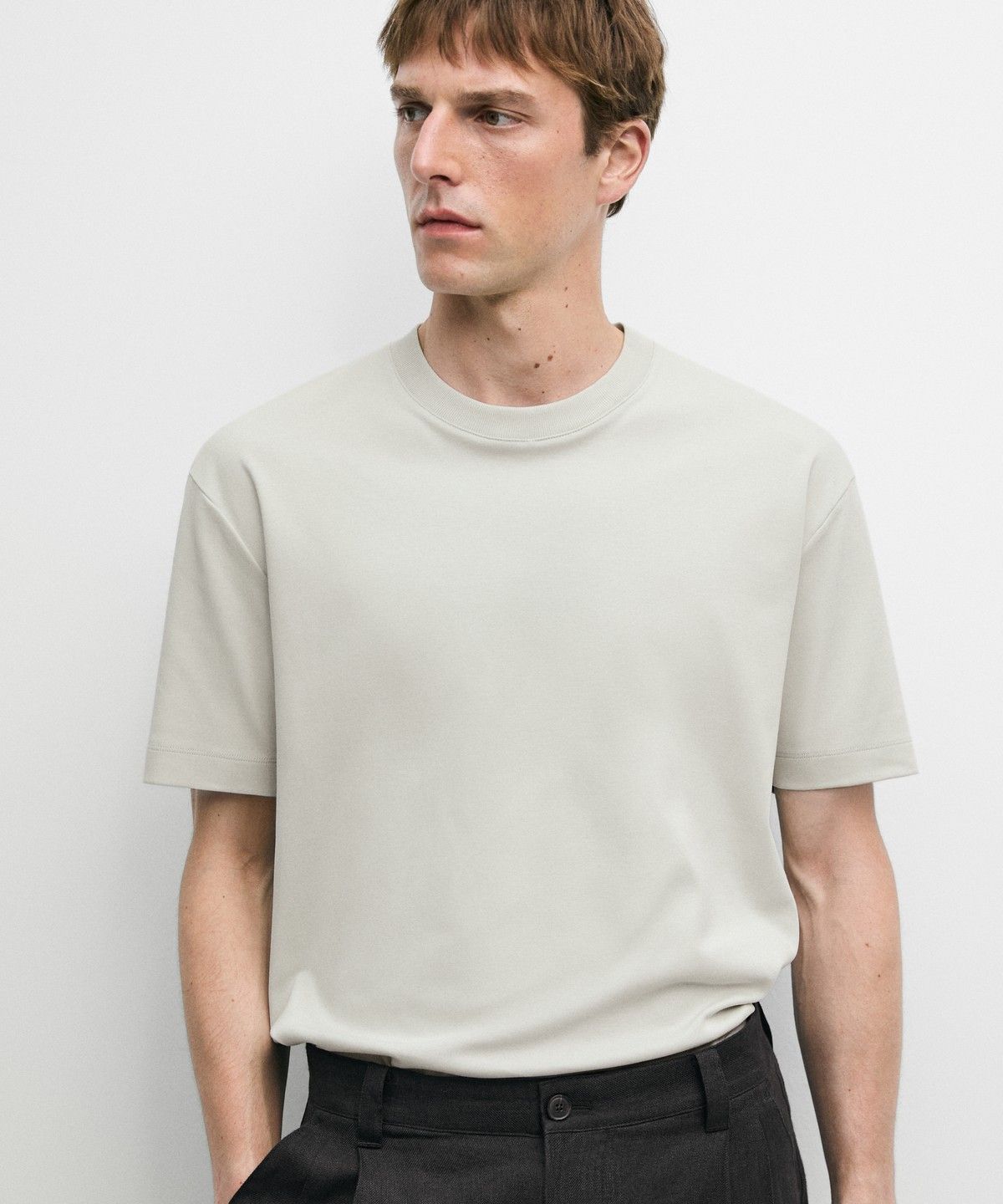 마시모두띠(MASSIMO DUTTI) 100% 코튼 반팔 티셔츠