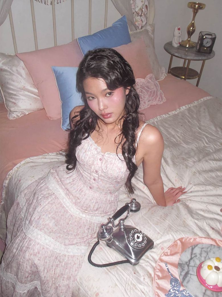 블라썸 레이스 티어드 캐미 원피스 2colors