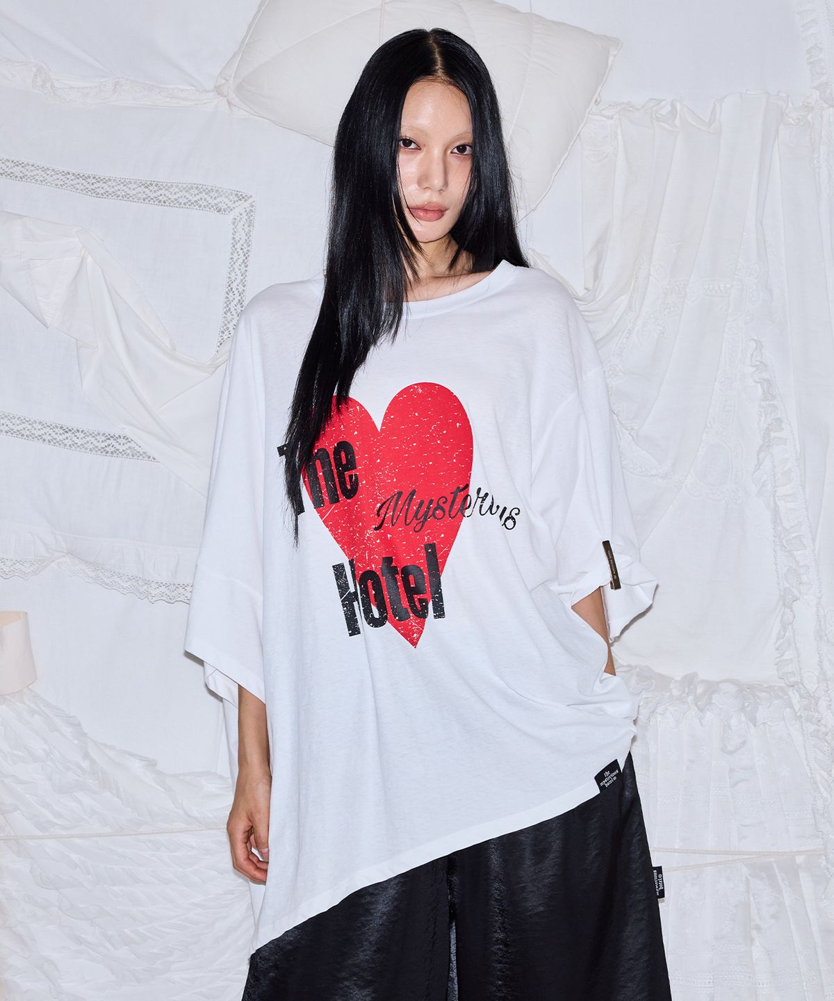 미스테리어스호텔(THE MYSTERIOUS HOTEL) LOVE UNBALANCE OVER T [WHITE]