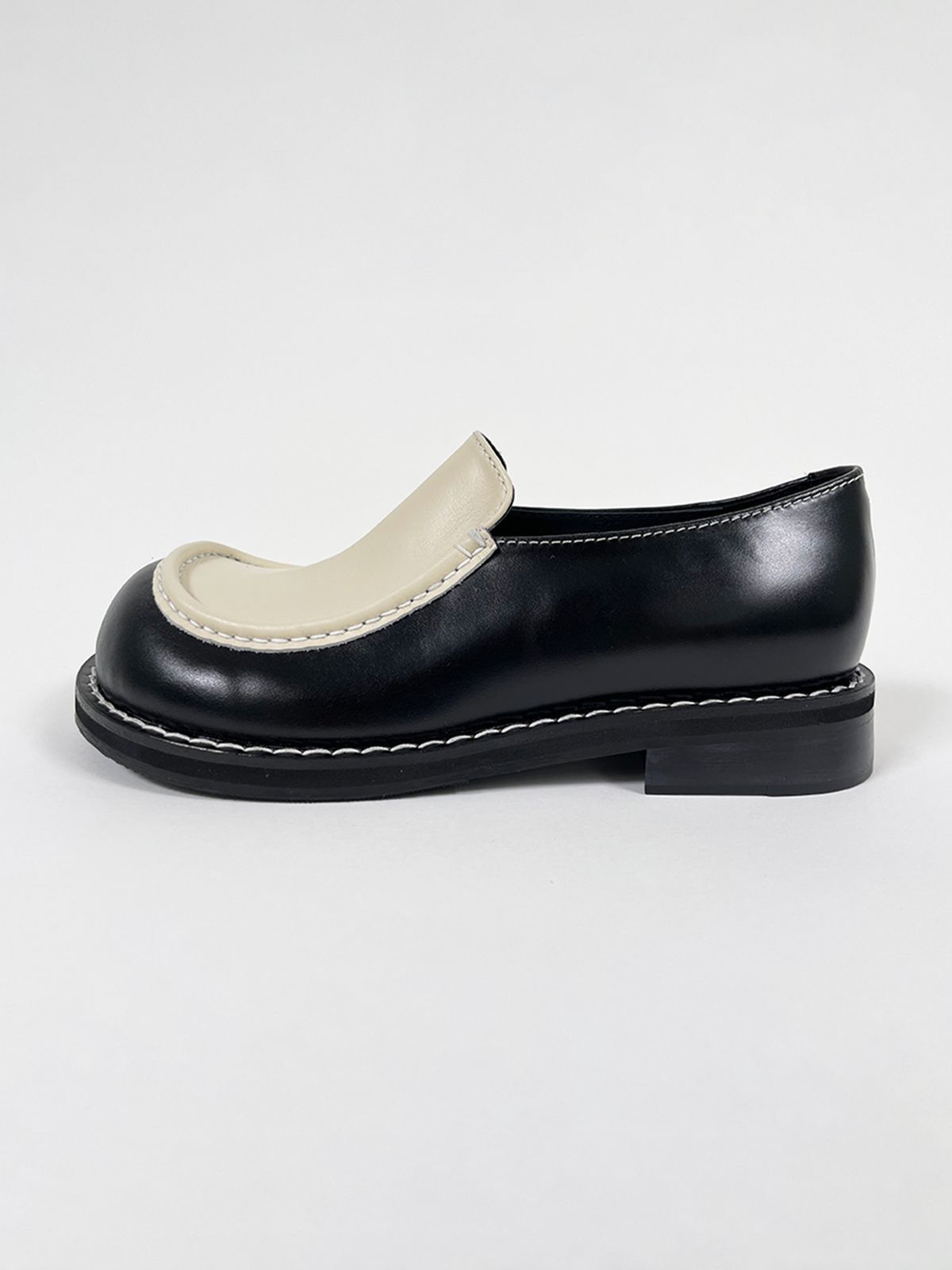 히푸(hippu) Mocca Loafer [Black&Ivory]