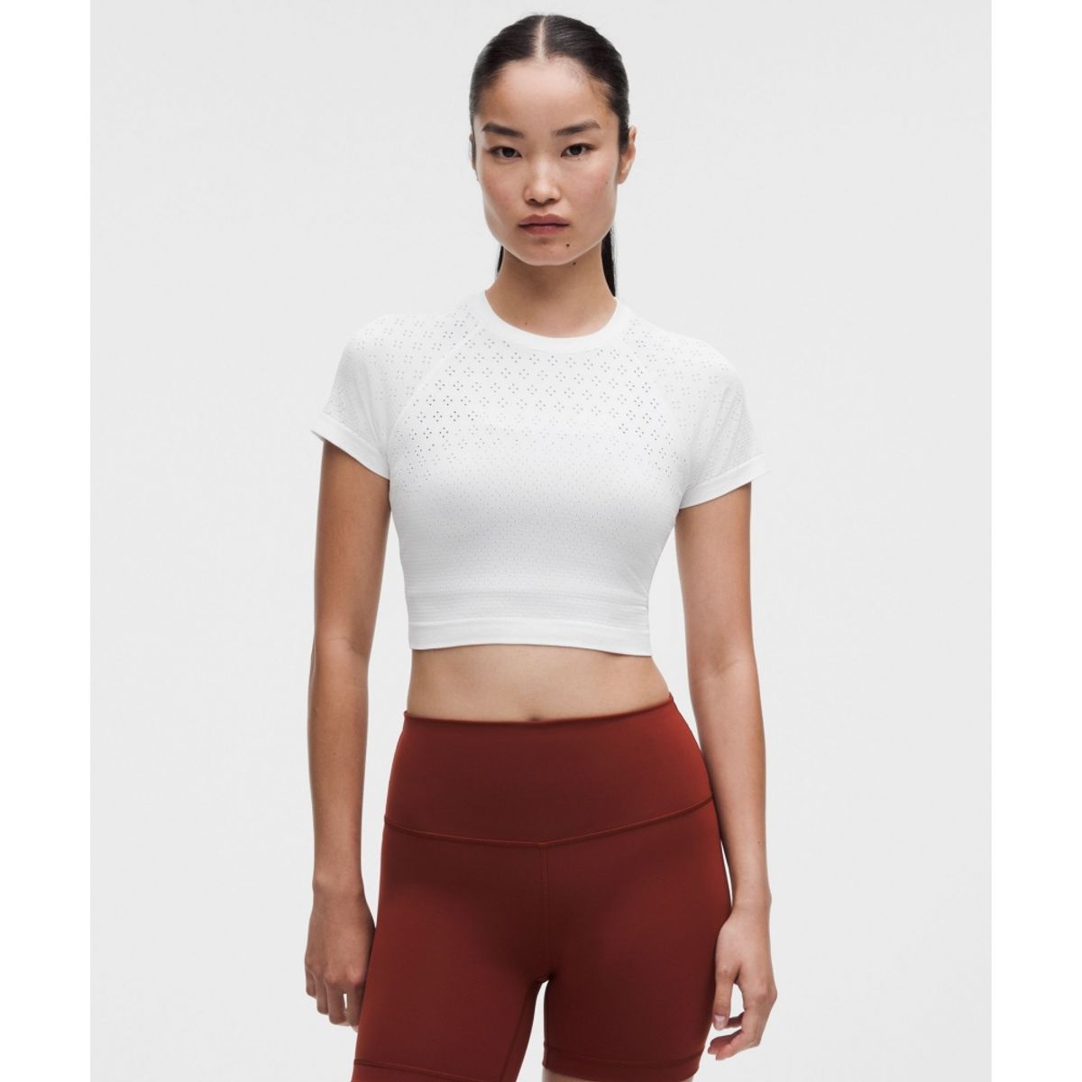 룰루레몬(LULULEMON) 스위프틀리 테크 크롭 숏슬리브 셔츠 2.0  JDWT