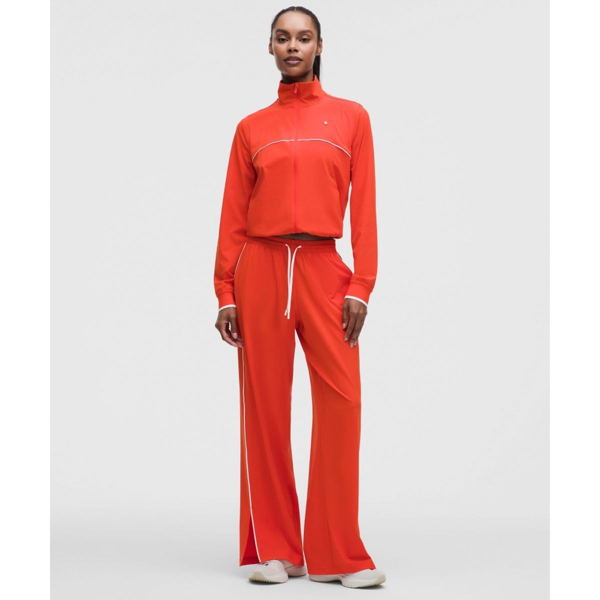 룰루레몬(LULULEMON) 코트 라이벌 와이드 레그 트랙 팬츠 레귤러 *콘트라스트 드로코드