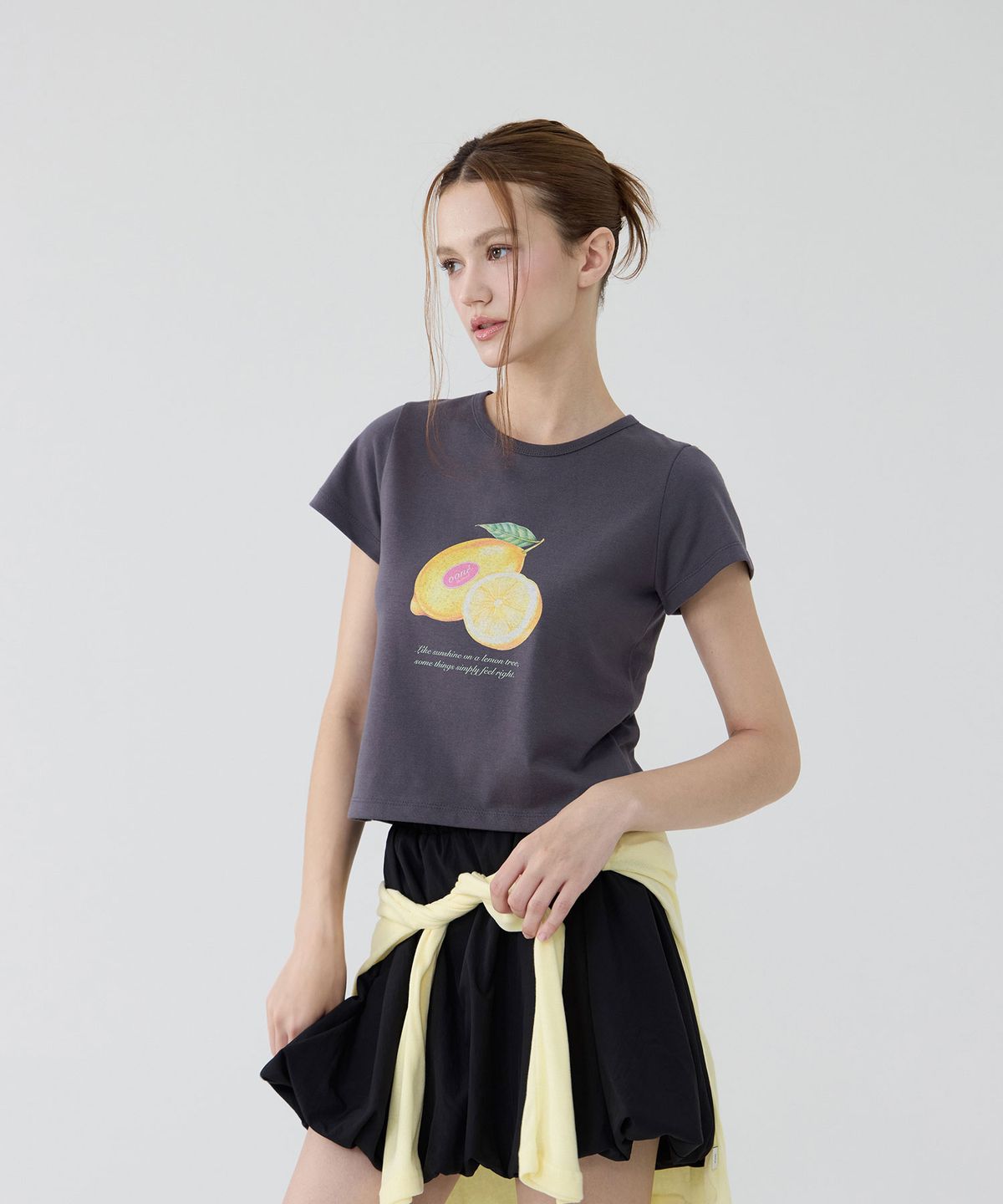 우네(OONE) Lemon Graphic T-Shirt_ Charcoal