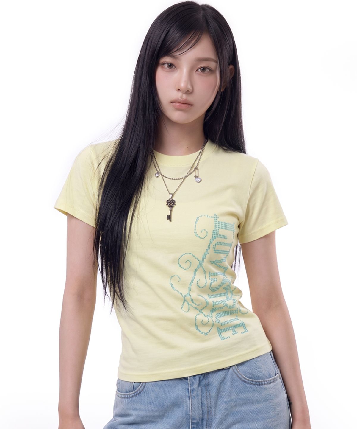 러브이즈트루(LUVISTRUE) EL LUVISTRUE LOGO TEE(YELLOW)