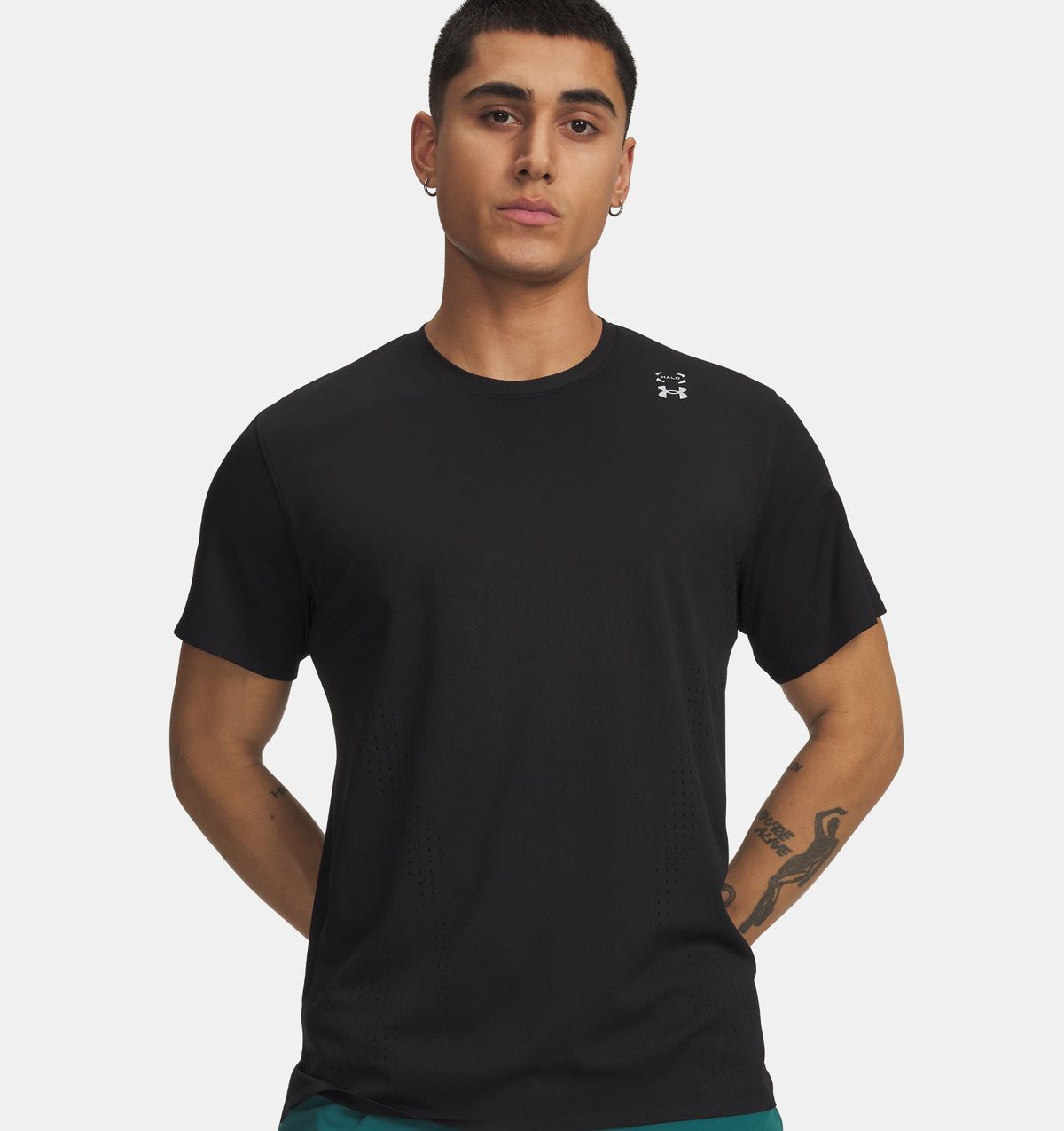 언더아머(UNDERARMOUR) UA 헤일로 벤트6001829-008
