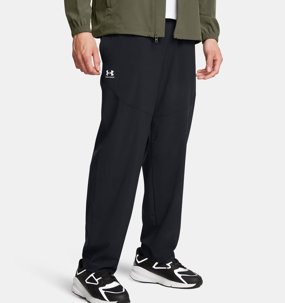 언더아머(UNDERARMOUR) 남성 UA 바이브 우븐 팬츠1386556-001