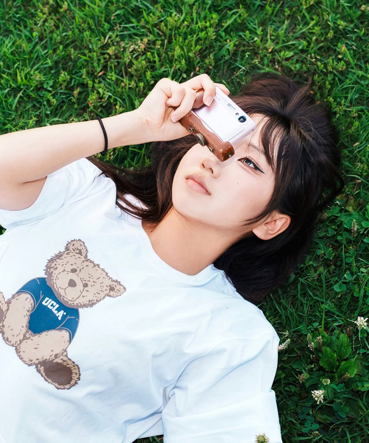 유씨엘에이(UCLA) 남녀공용 릴 베어 오버핏 티셔츠[WHITE](UC6STAD)