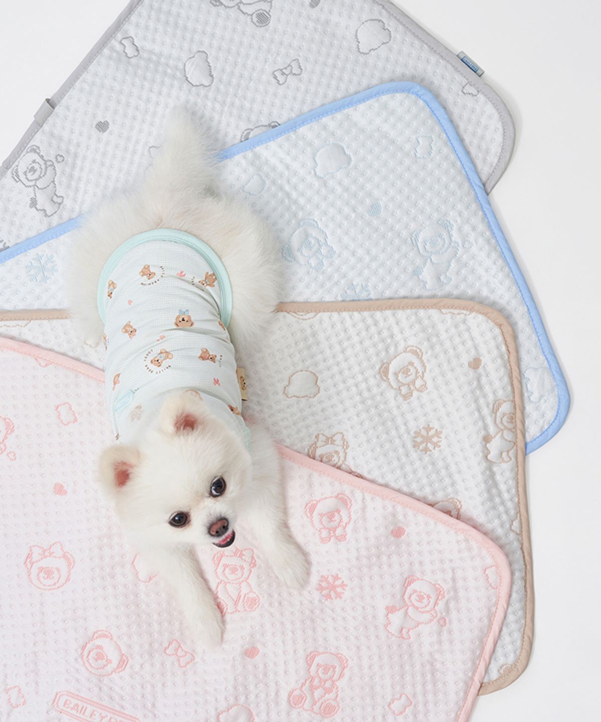 베일리(BAILEY) 강아지 고양이 냉감 여름 쿨매트 스노우테디 쿨링매트