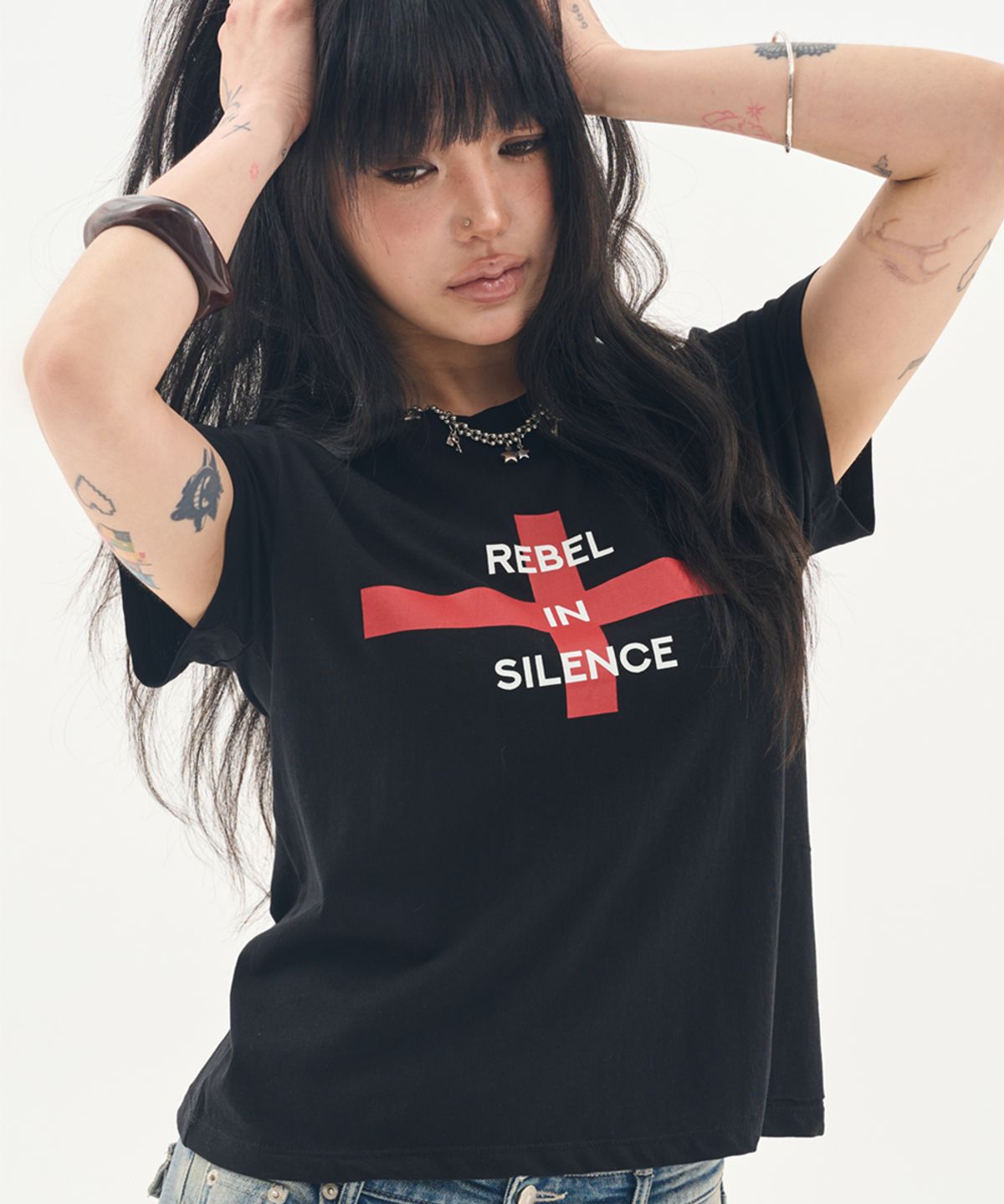 필프(PEALP) [PEALP X YEEUL] REBEL IN SILENCE T-SHIRT(BLACK)