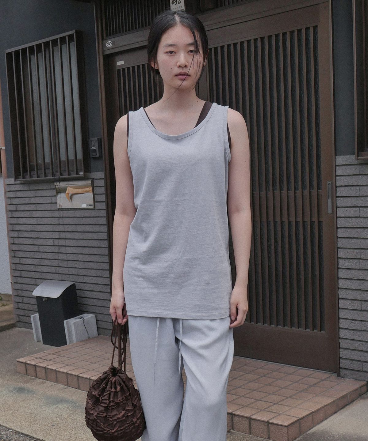 스텝어라운드(STEP AROUND) Pigment Cotton Long Sleeveless Tee_LIGHT GREY