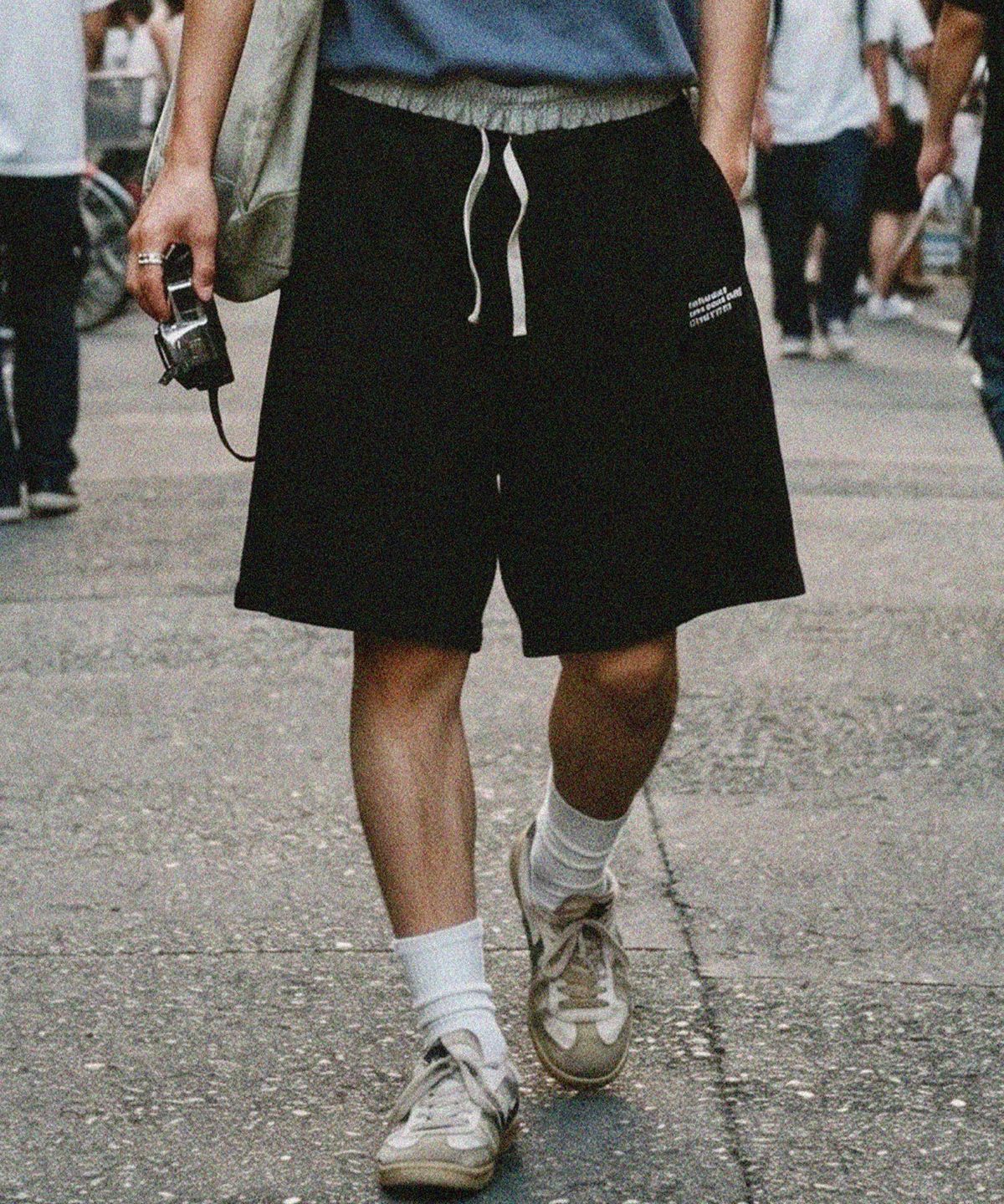 씨에이치사공사(CH.404) BOXER LAYERED BERMUDA PANTS BLACK