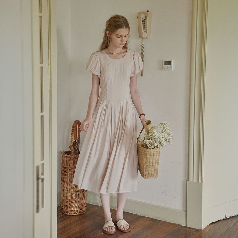 PM_Simple pink puff sleeve dress