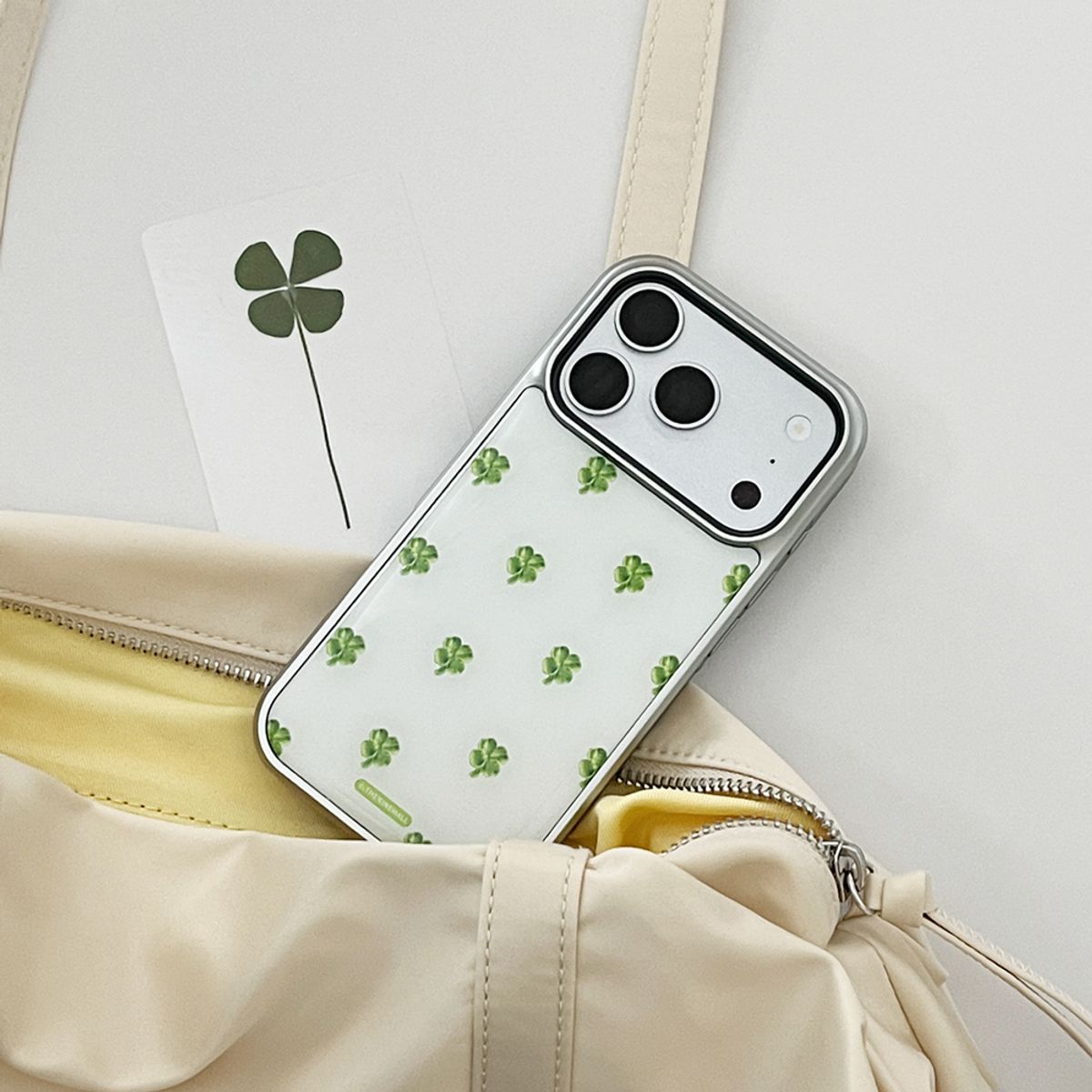 더나인몰(THE NINEMALL) lucky clover [실버 맥세이프 범퍼케이스]