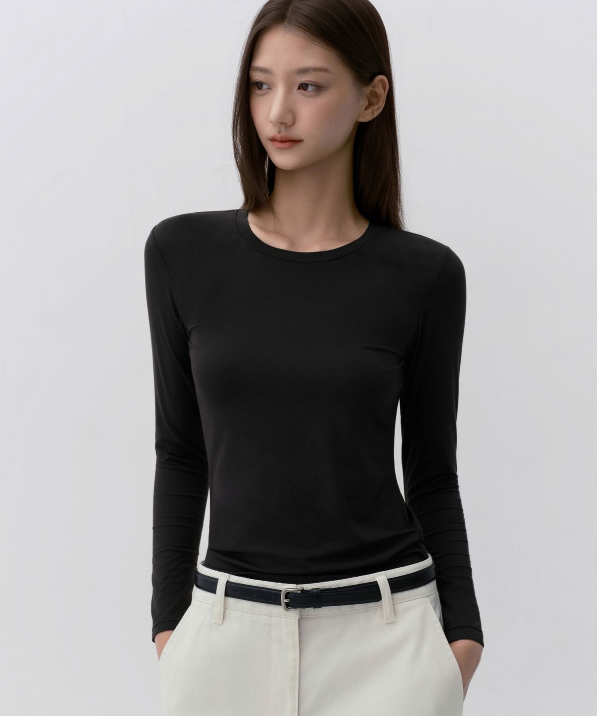 무신사 스탠다드 우먼(MUSINSA STANDARD WOMAN) [힛탠다드] 우먼즈 크루 넥 긴소매 언더셔츠 [블랙]