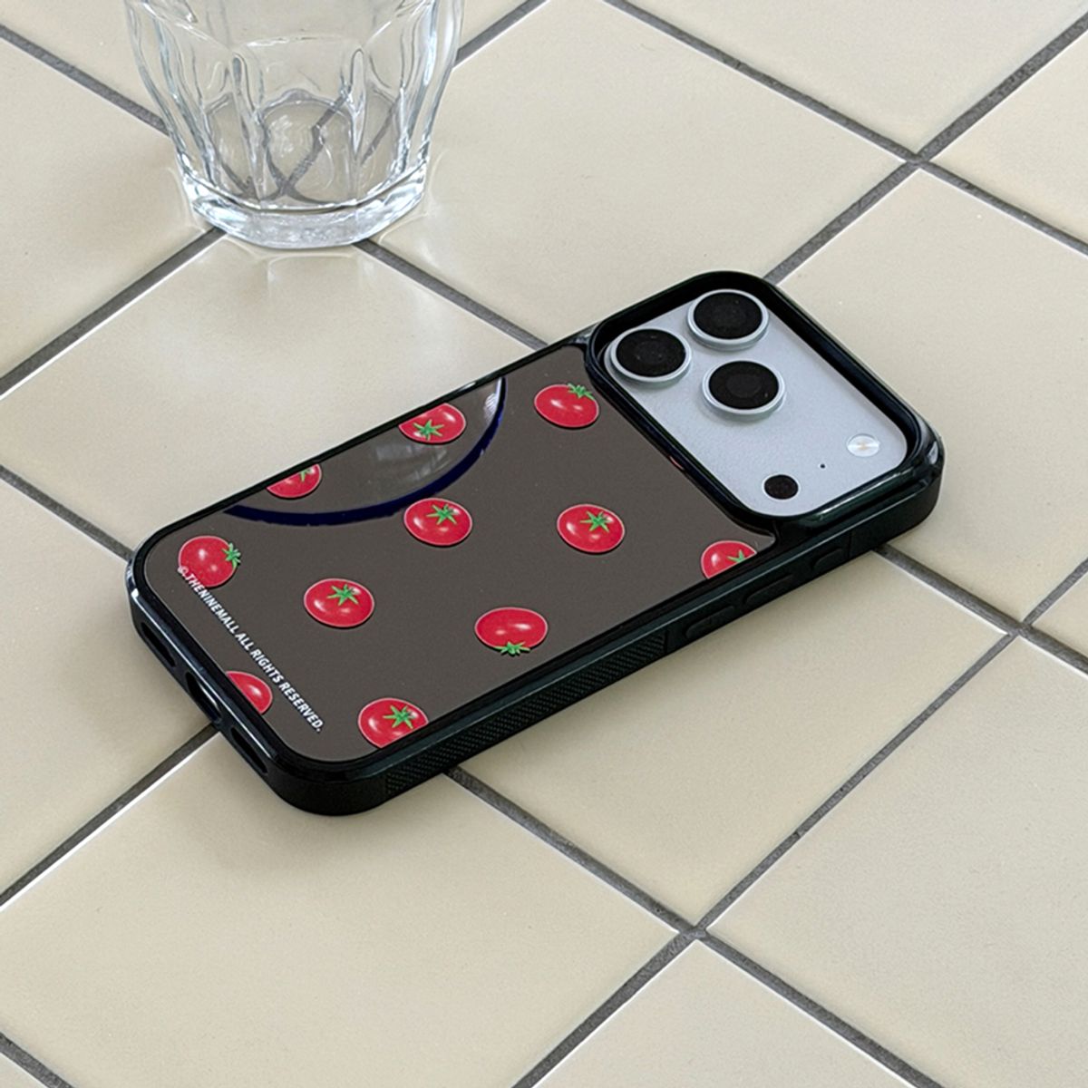 더나인몰(THE NINEMALL) mini tomato pattern [블랙미러 범퍼케이스]