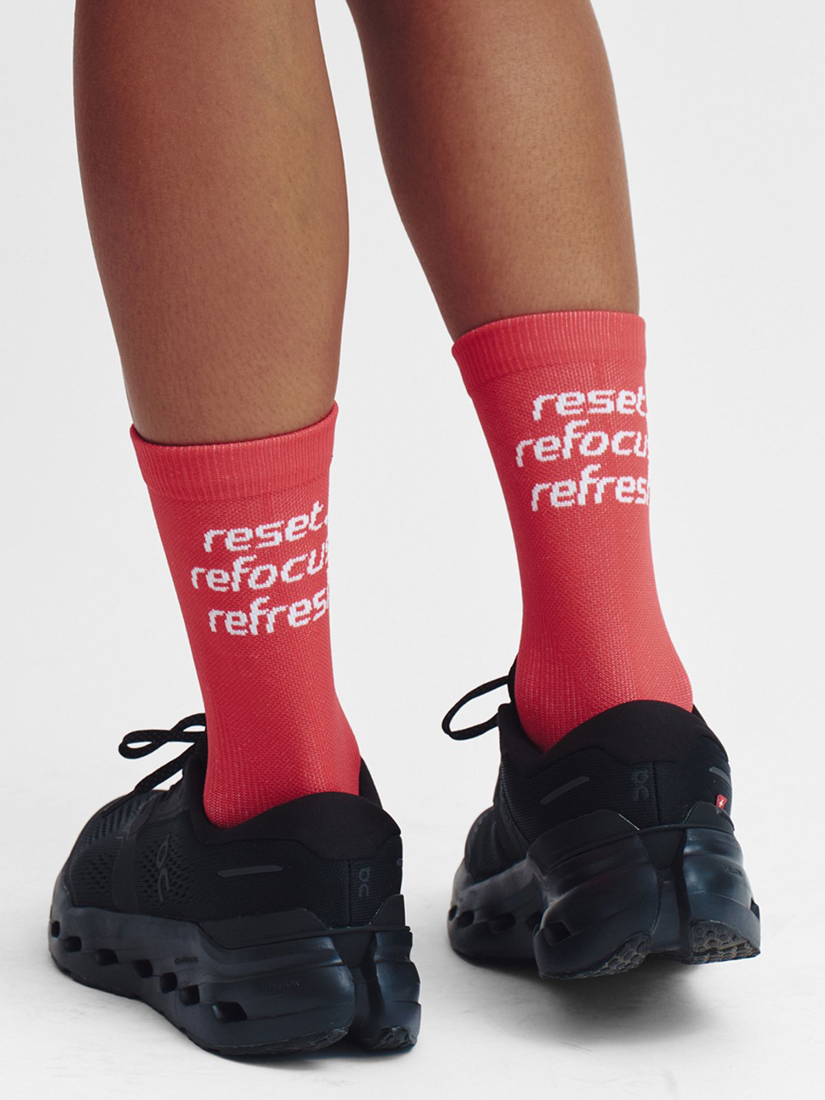 미나수(MENASOO) Flow Running Crew Socks_Pink