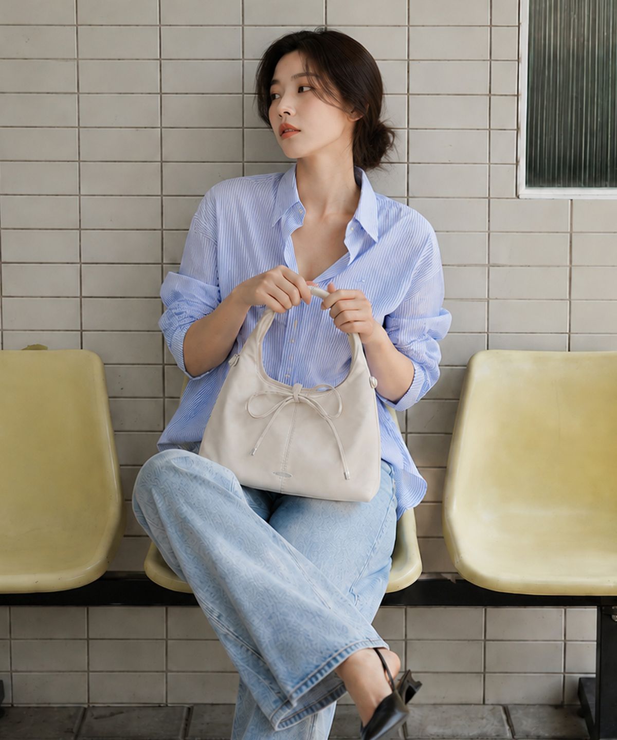 탈리(TALLI) 코지 플레인 토트백_아이보리