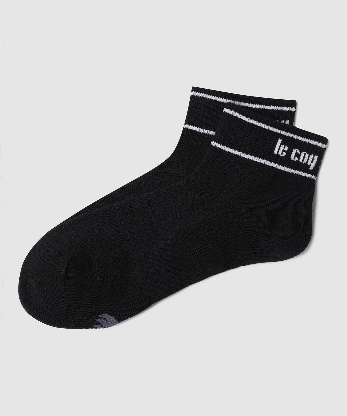 르꼬끄(LECOQ) 스포츠 쿠션 로우삭스 - 블랙 QR323ASC75