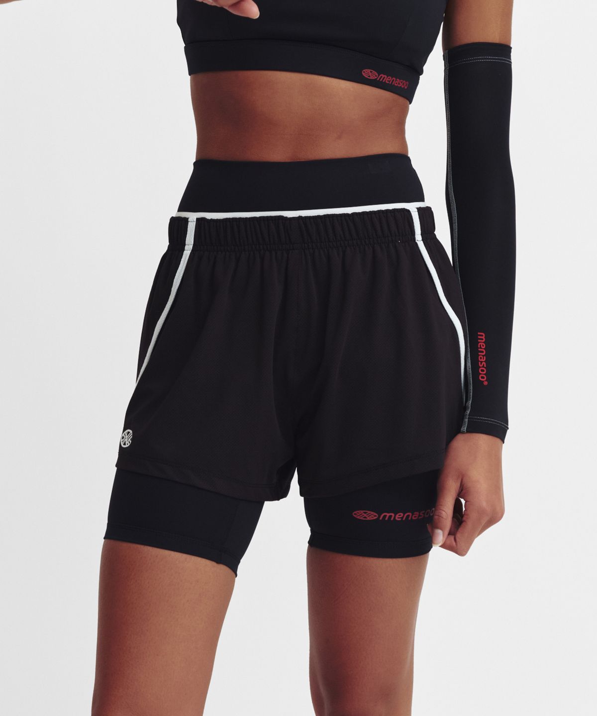미나수(MENASOO) Mesh Runner Soft Shorts_Black