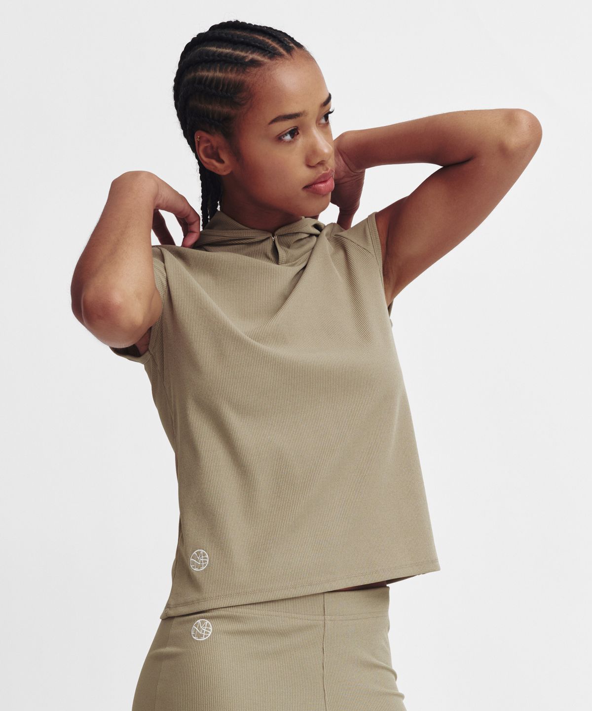 미나수(MENASOO) Move Hood Ribbed Top_Beige
