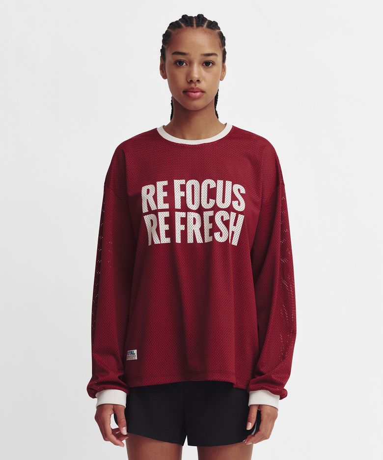 Refocus Mesh Round Neck T Shirt_Burgundy