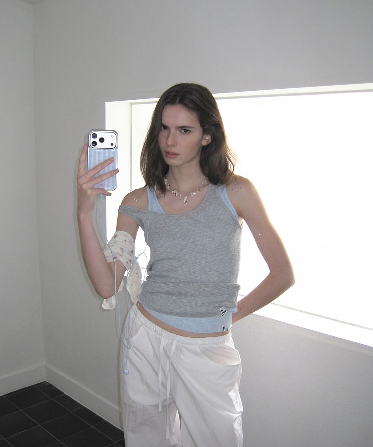 어패럴아카이브(APPAREL ARCHIVE) Halo layered knit sleeveless - Gray