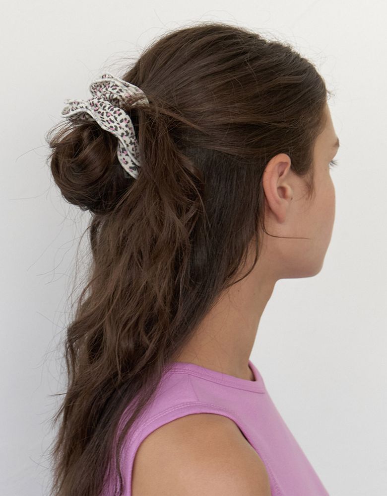 romantic leopard scrunchie - soft ivory